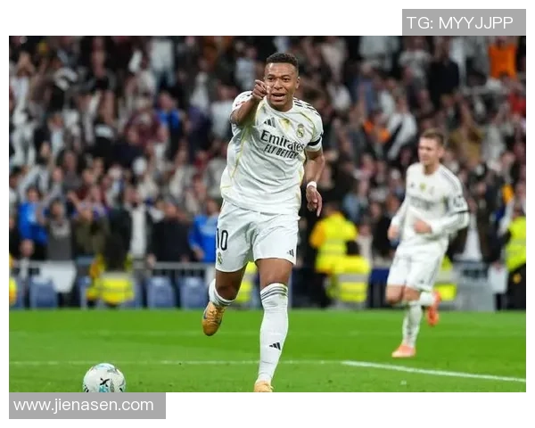 瓦伦西亚与皇马精彩对决集锦回顾激情瞬间与精彩进球 瓦伦西亚与皇马精彩对决集锦回顾激情瞬间与精彩进球